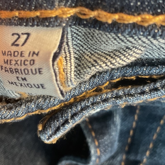 True Religion distressed jeans - Picture 2 of 8